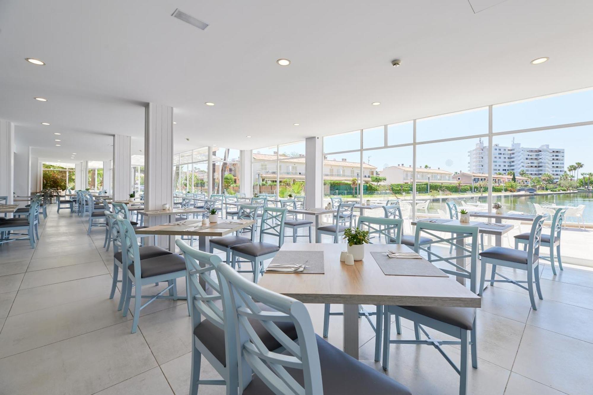 โรงแรม รอค บอกกัชโช Port de Alcudia  ภายนอก รูปภาพ