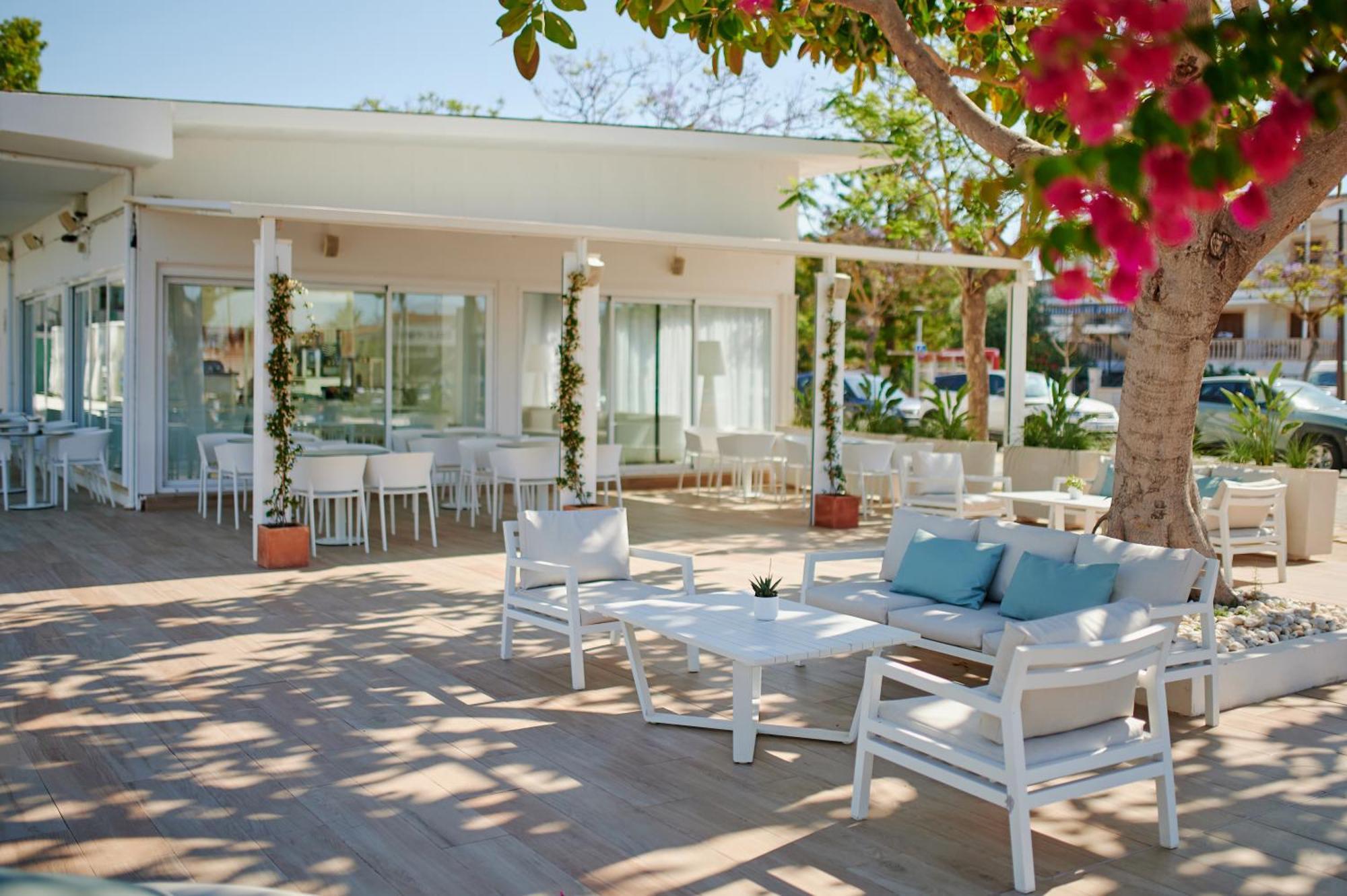 โรงแรม รอค บอกกัชโช Port de Alcudia  ภายนอก รูปภาพ